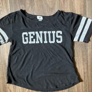 Genius  Old Navy Tee Small
